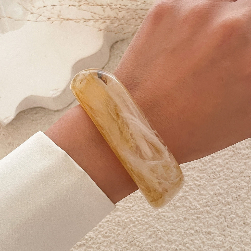 Elara Gloss Resin Bangle